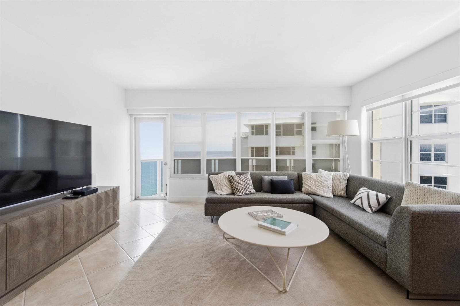 3700 Galt Ocean Drive 1510 photo 2