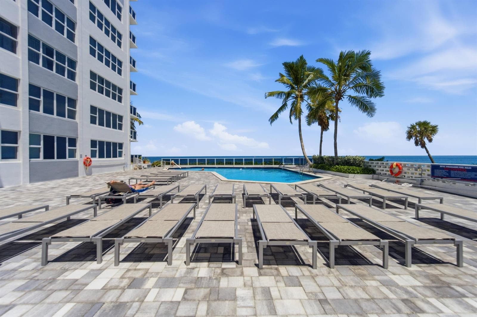 3700 Galt Ocean Drive 1510 photo 19