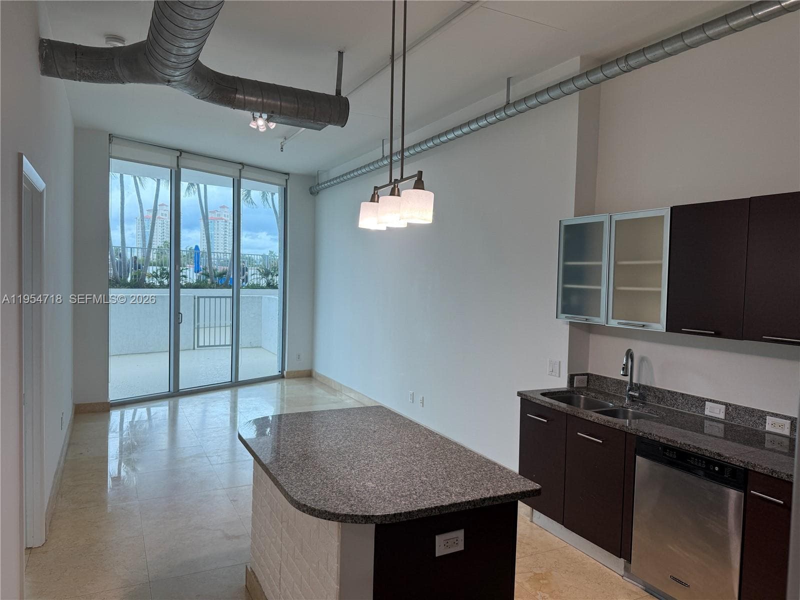 3029 188th St 319 photo 2