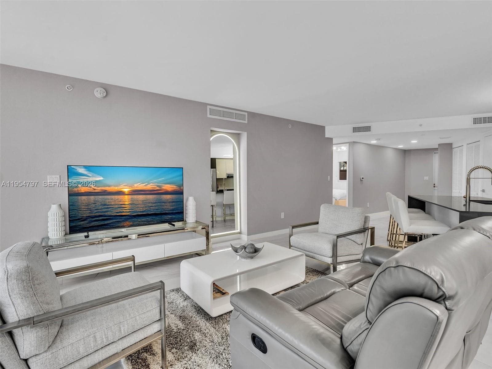 9821 Bay Harbor Dr 302 photo 13