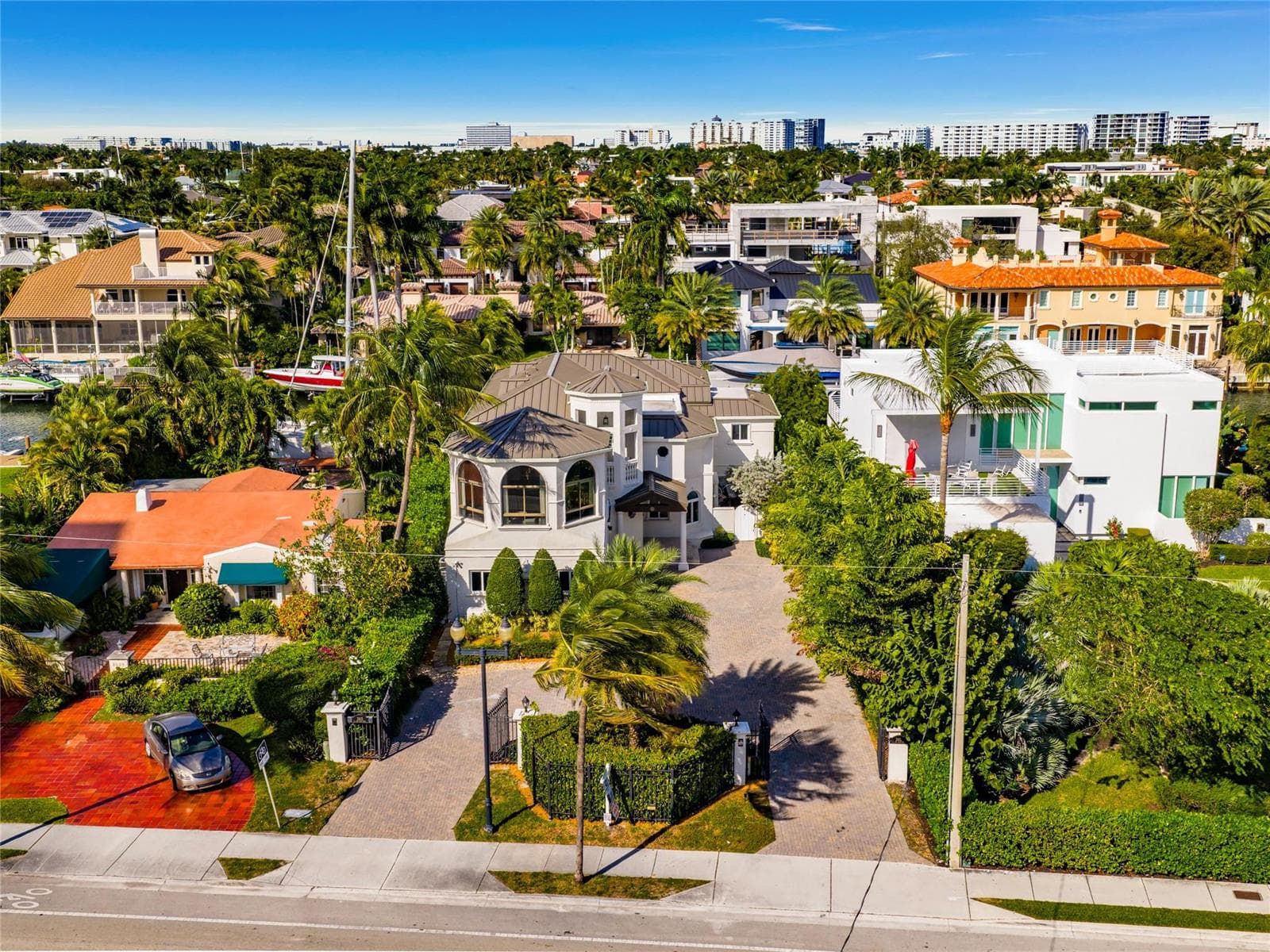 2615 E Las Olas Boulevard photo 13