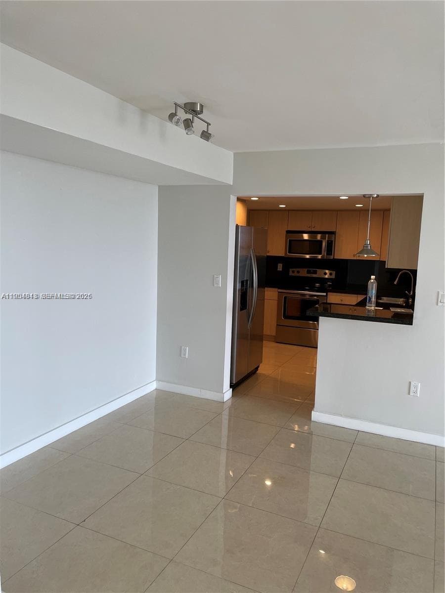 13155 Ixora Ct 901 photo 3