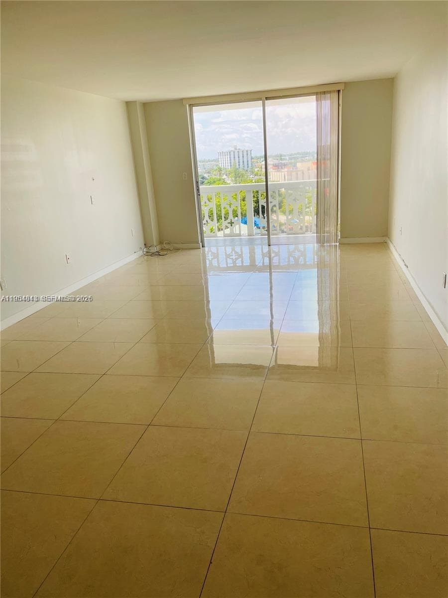 13155 Ixora Ct 901 photo 5