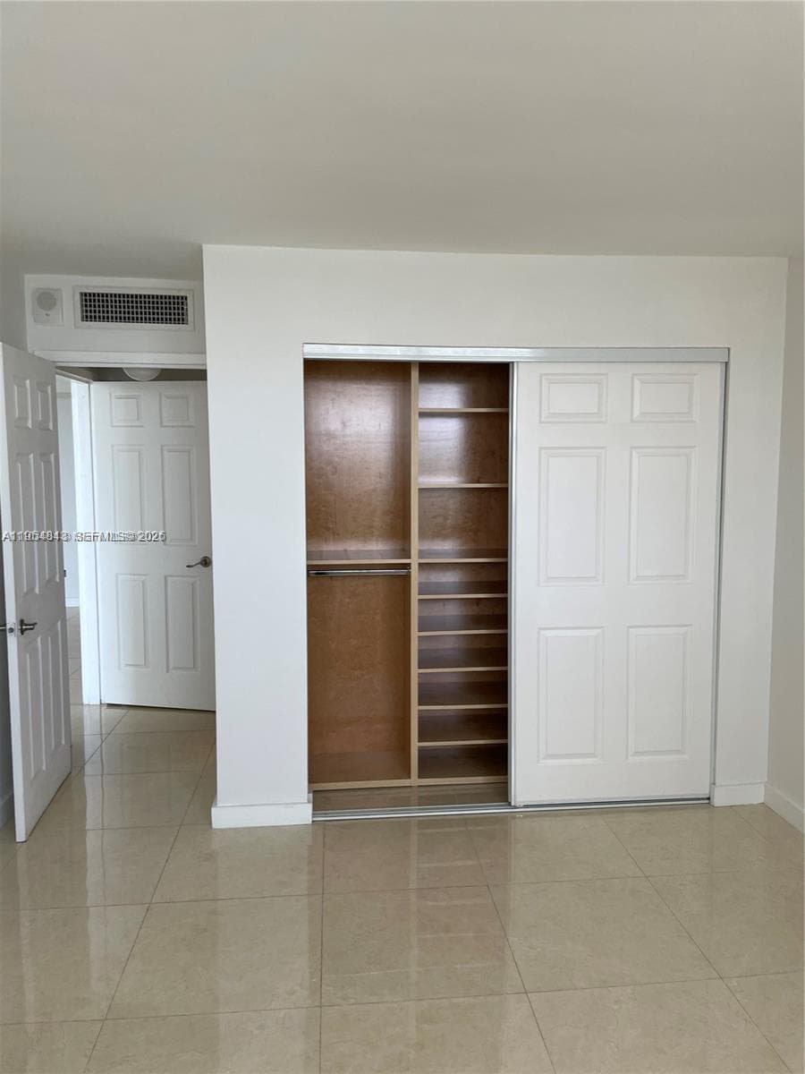13155 Ixora Ct 901 photo 8