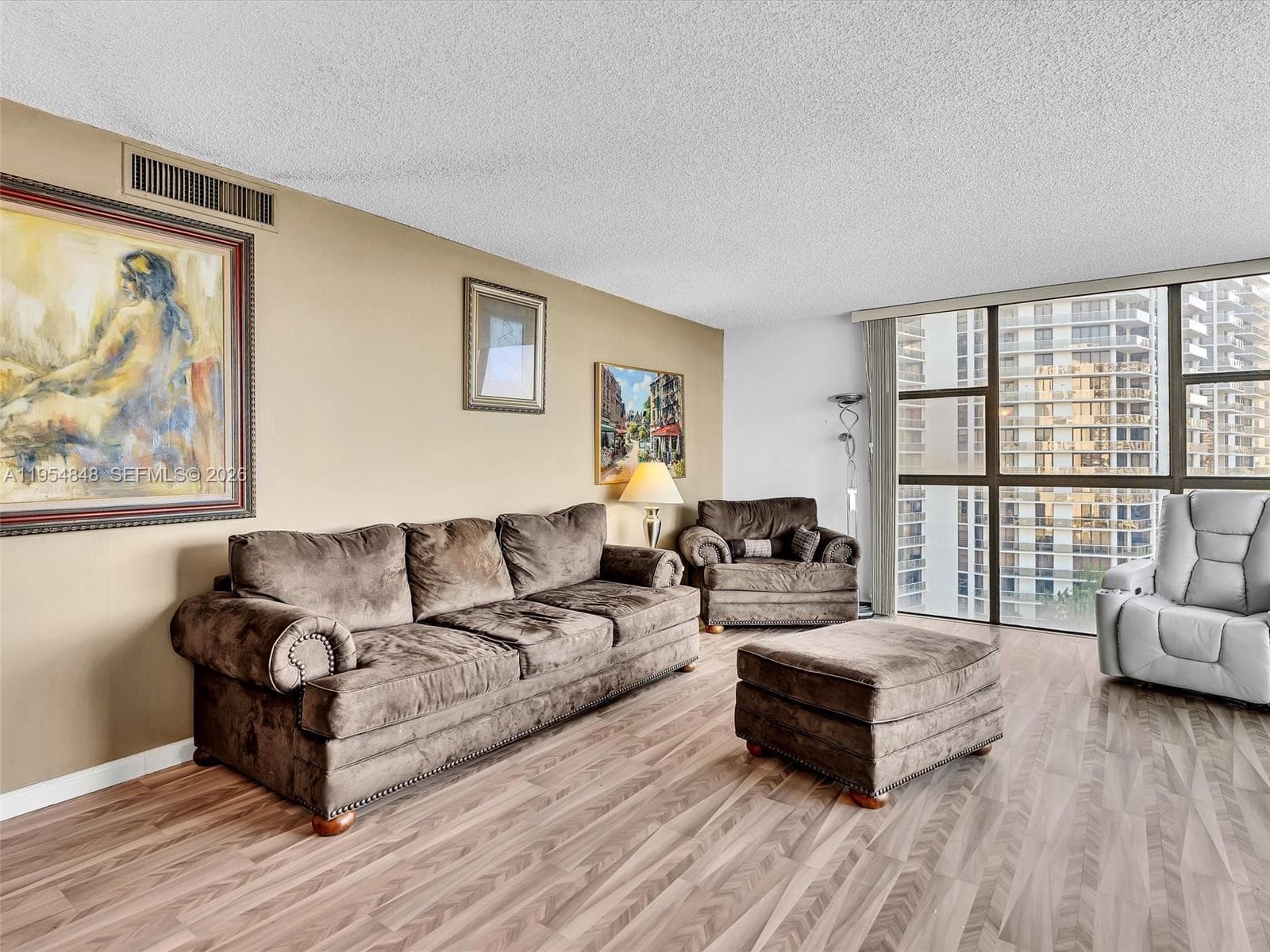 3731 N Country Club Dr 1223 photo 23