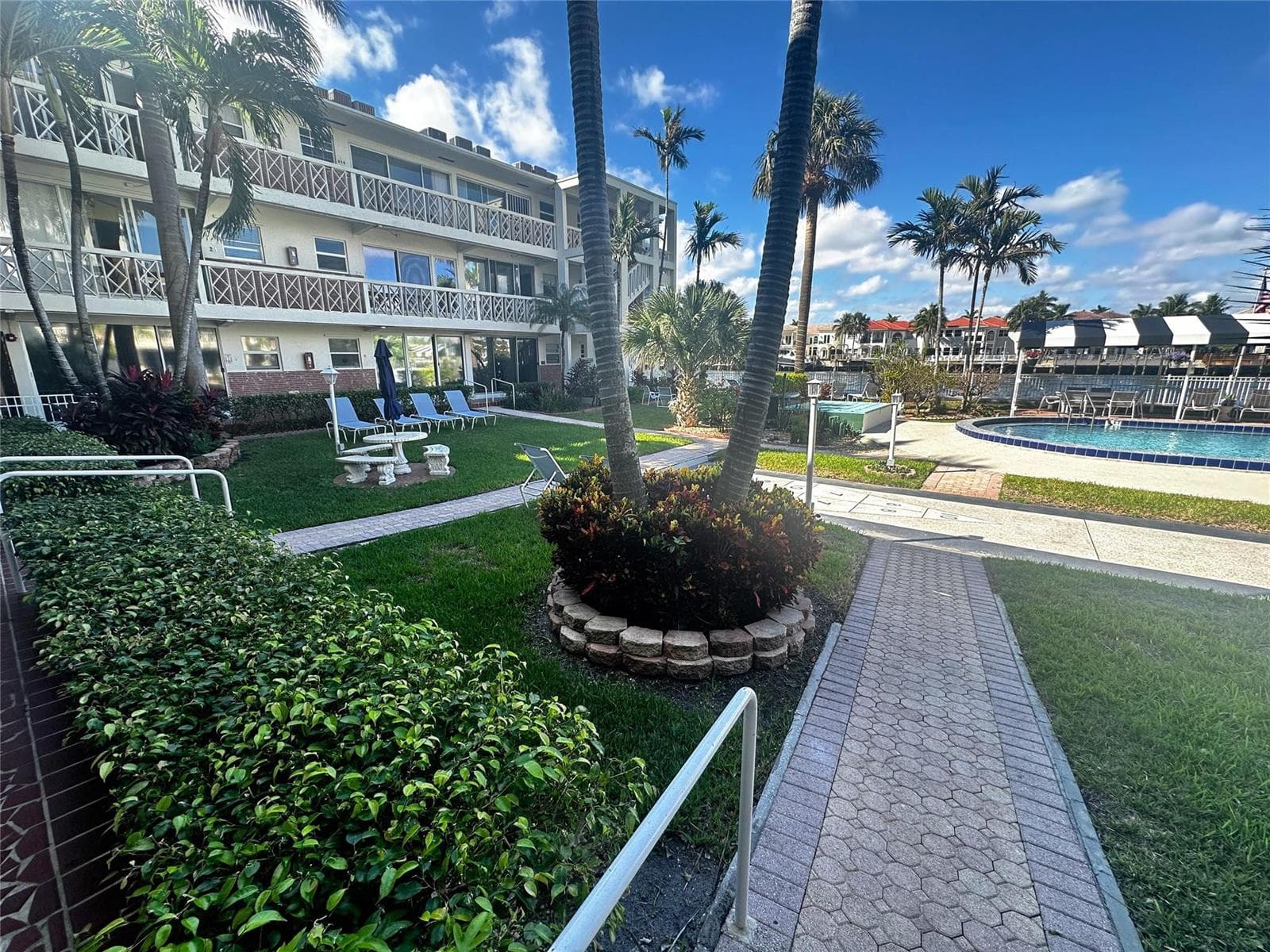 2400 S Ocean Drive 314 photo 12