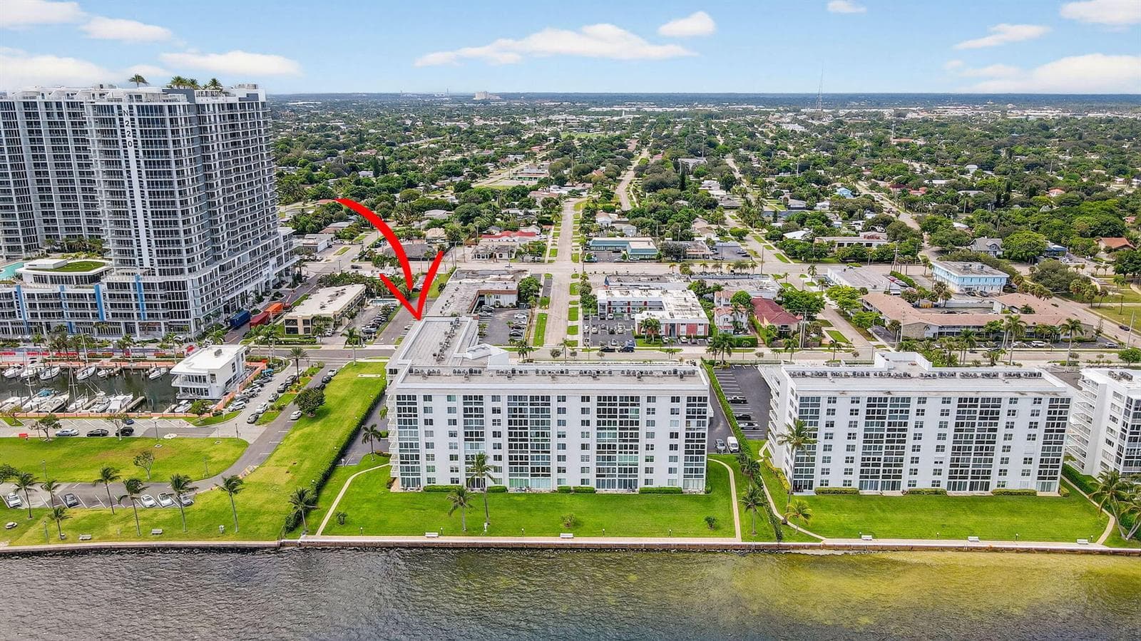 301 Lake Shore Drive 711 photo 4