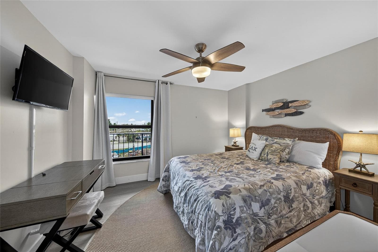 1629 Riverview Road 521 photo 12