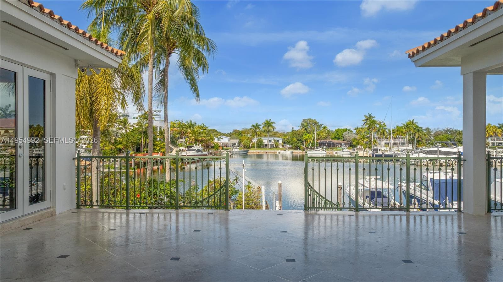 6275 Dolphin Dr photo 17