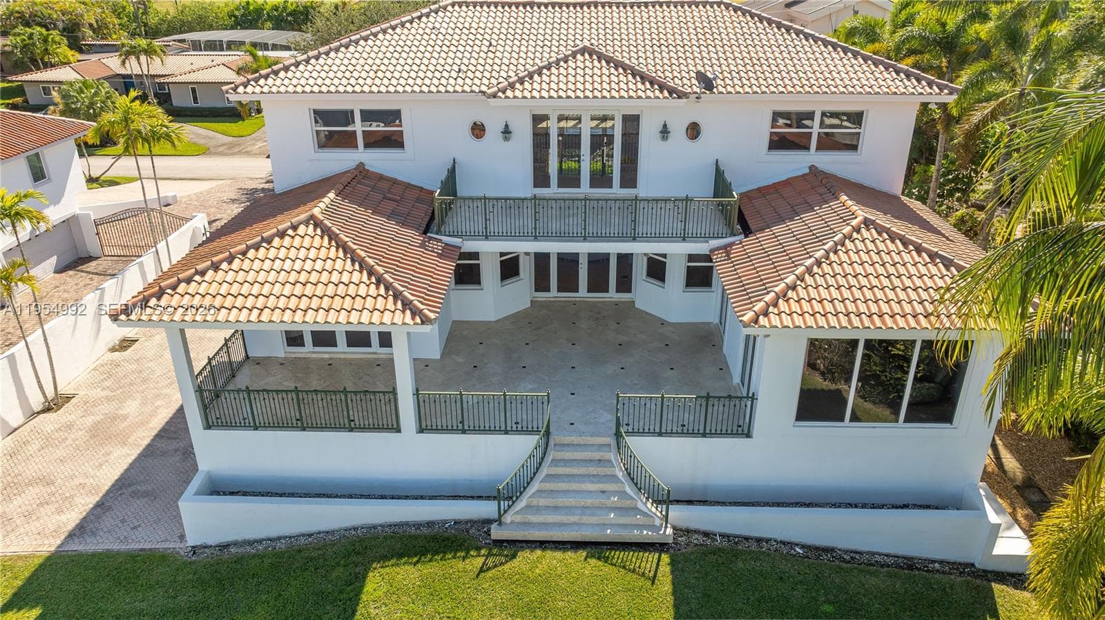 6275 Dolphin Dr 5