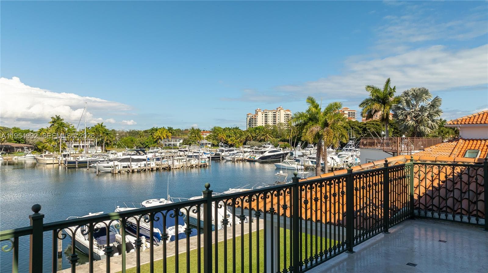 6275 Dolphin Dr photo 18