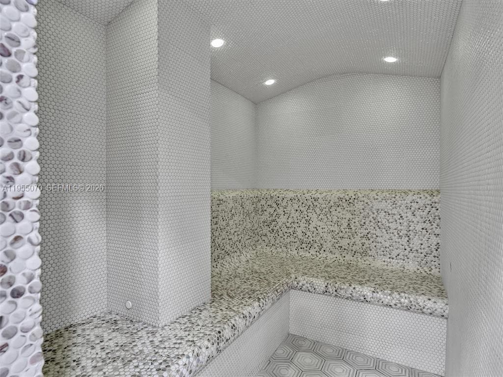 2030 S Ocean Dr 727 photo 22