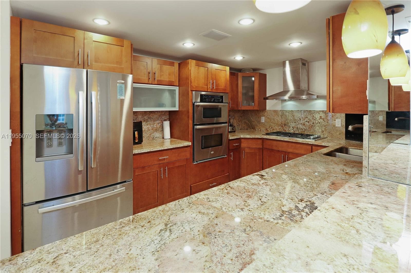 2030 S Ocean Dr 727 photo 4