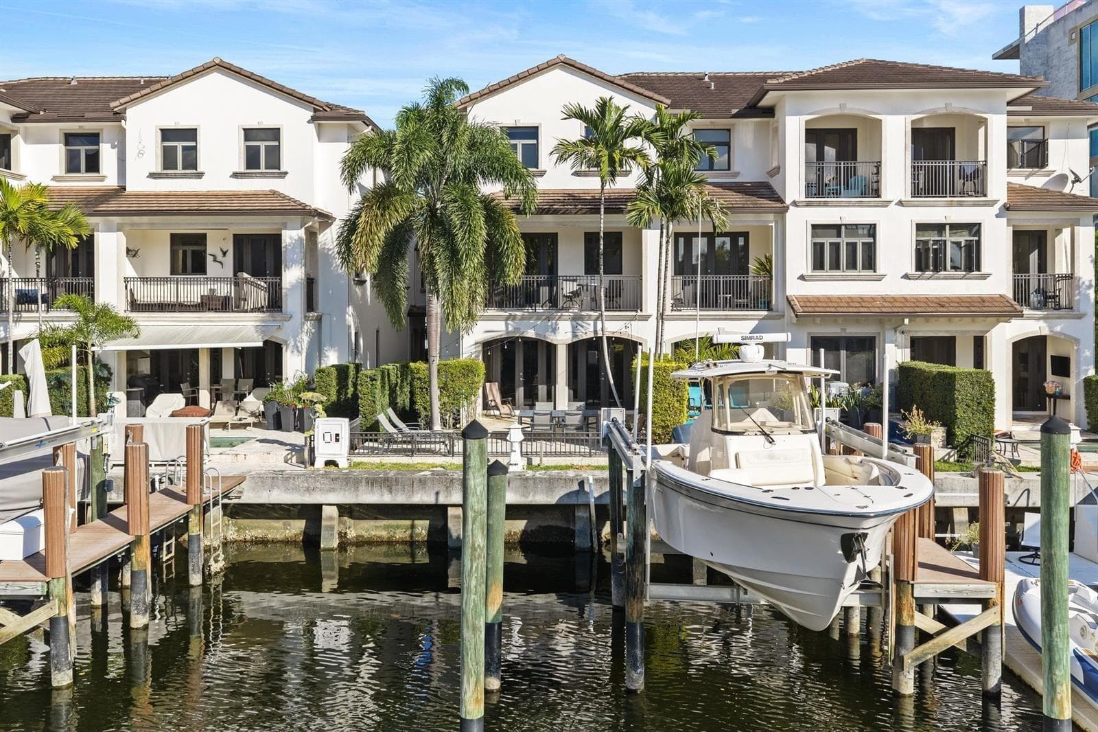 95 Isle Of Venice Drive photo 1