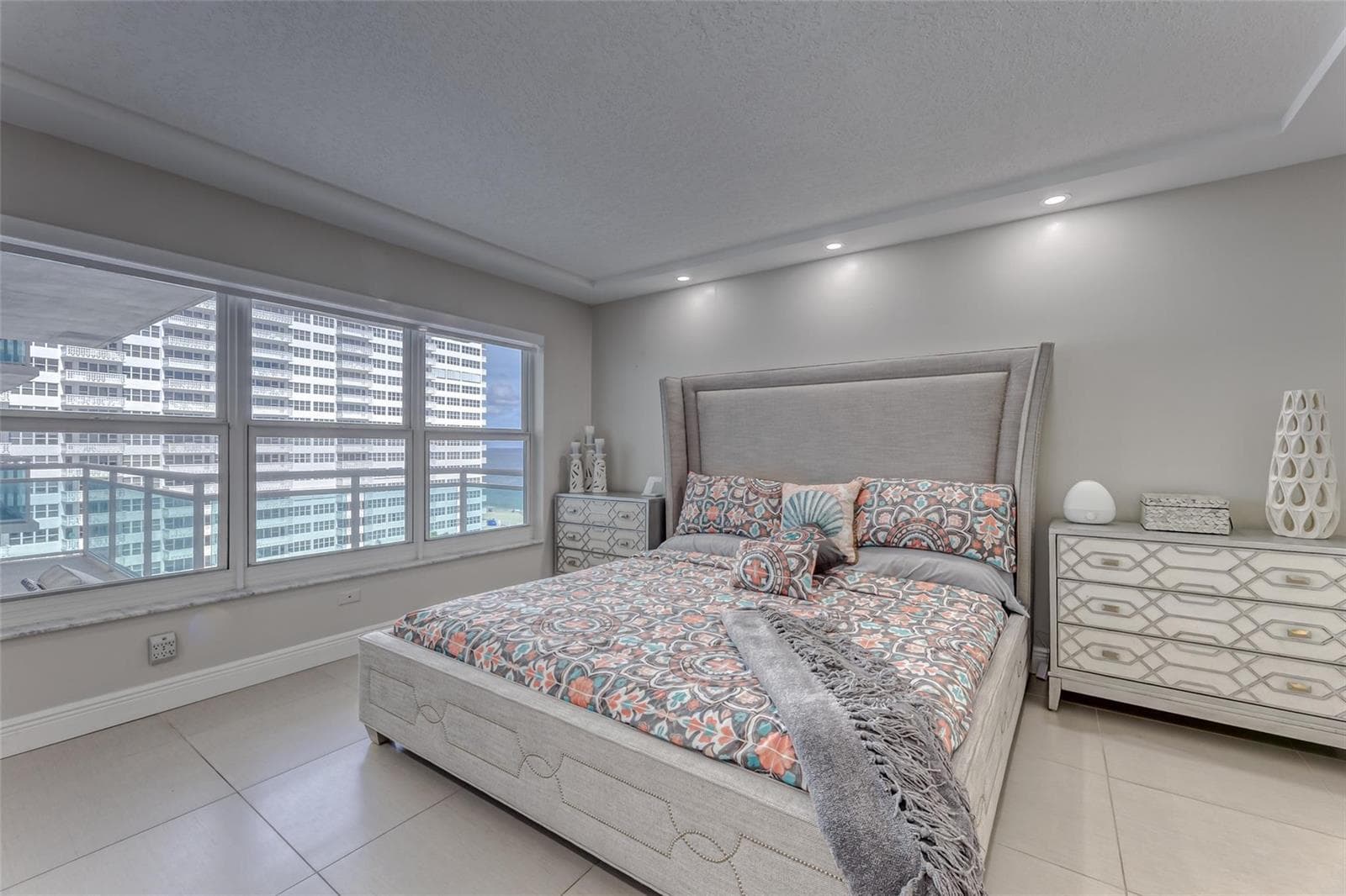 3900 Galt Ocean Drive 712 photo 16