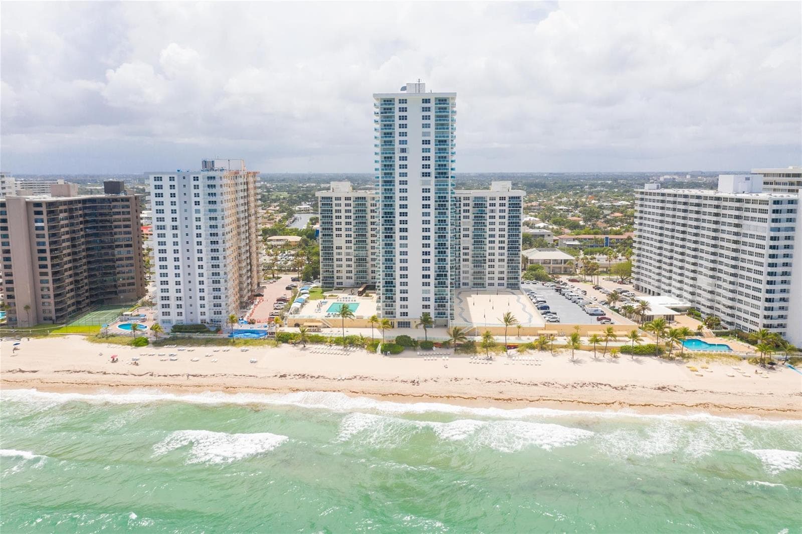 3900 Galt Ocean Drive 712 photo 1