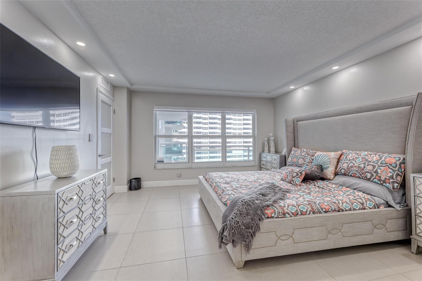 3900 Galt Ocean Drive 712 photo 15