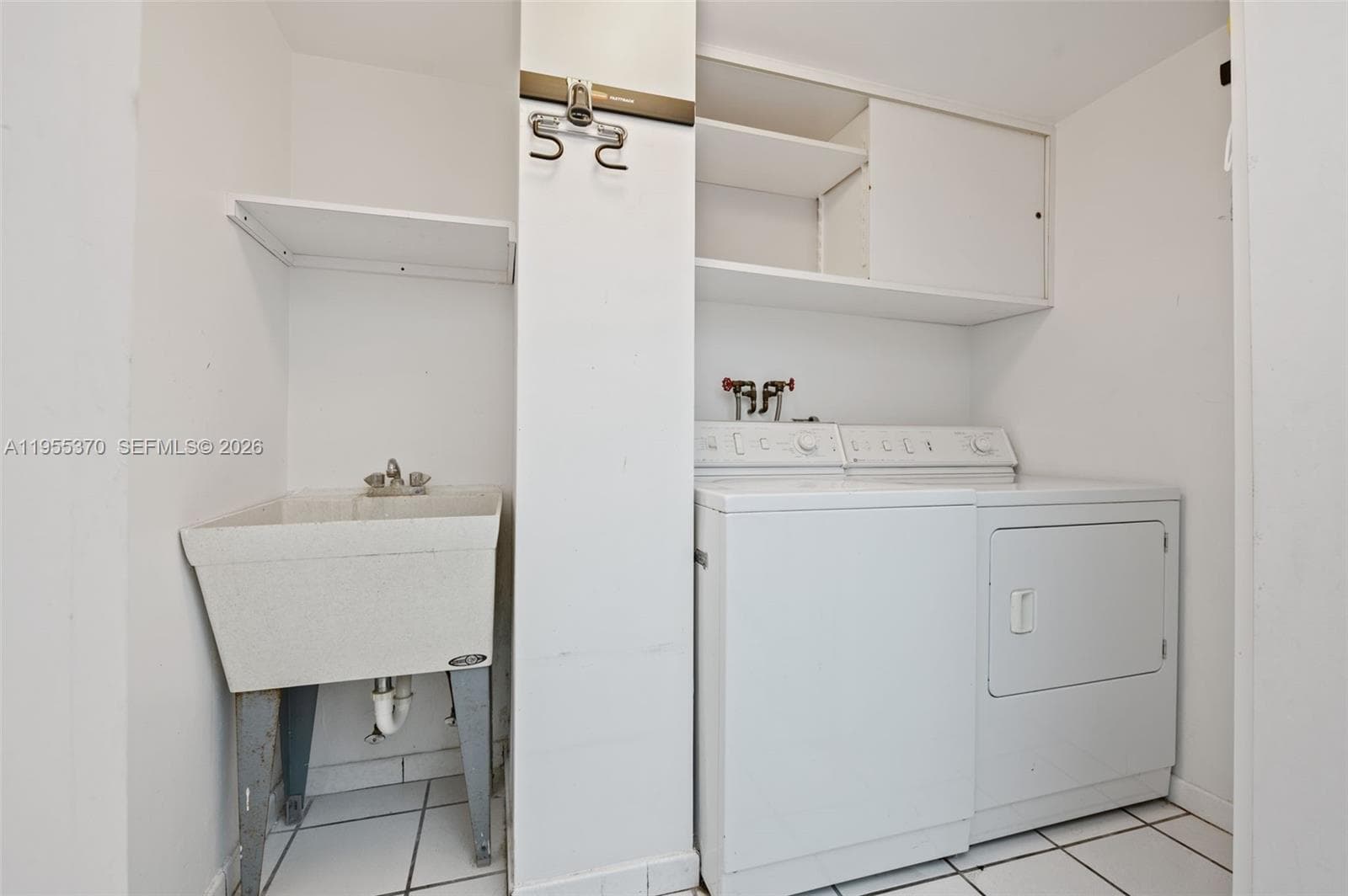 10155 Collins Ave 909 photo 19