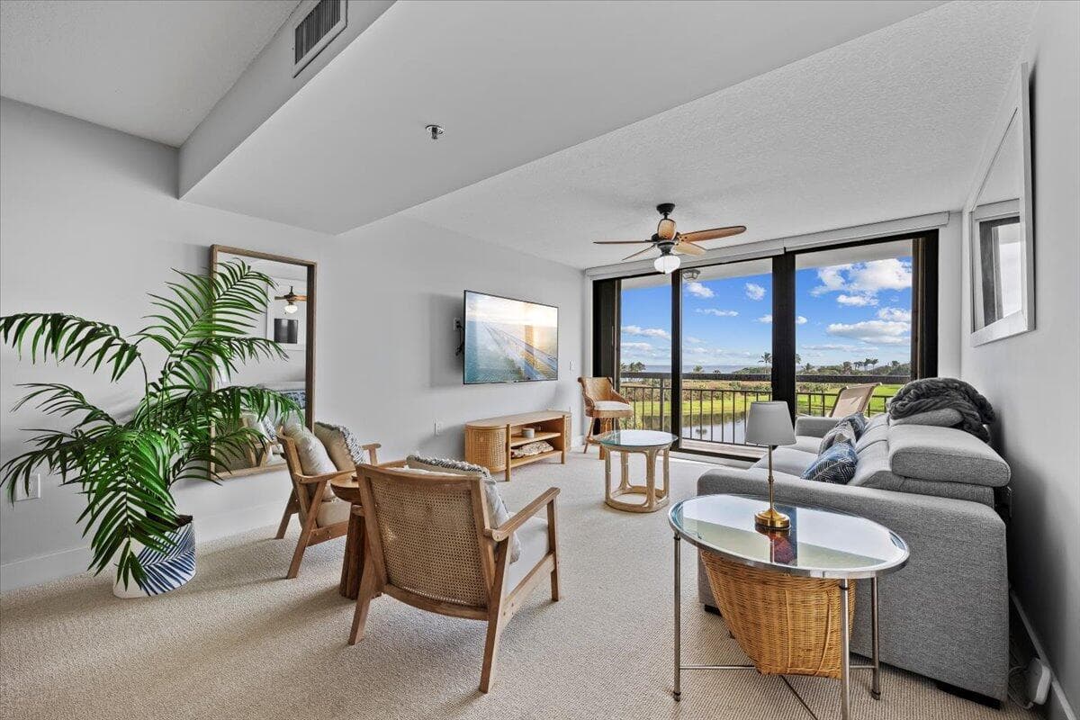 201 S Seas Drive 404 photo 12
