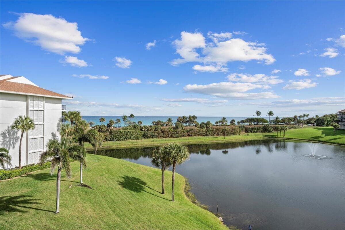 201 S Seas Drive 404 photo 1