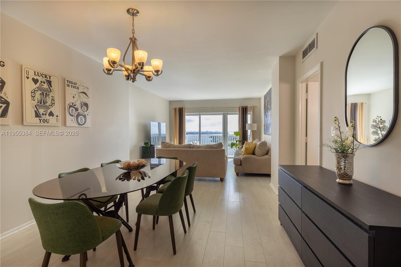 300 Bayview Dr 2114 photo 6