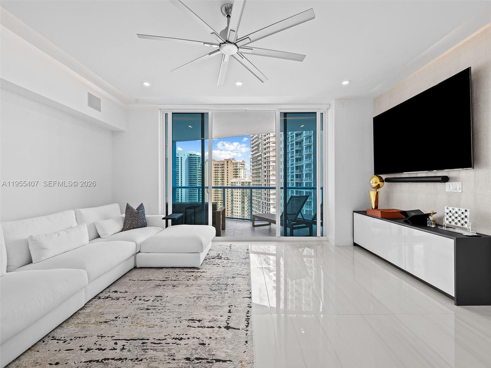 333 Las Olas Way 3106 photo 18