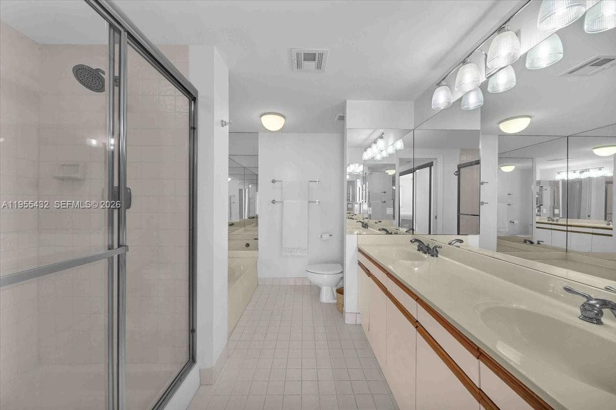 3610 Yacht Club Dr 1001 photo 21