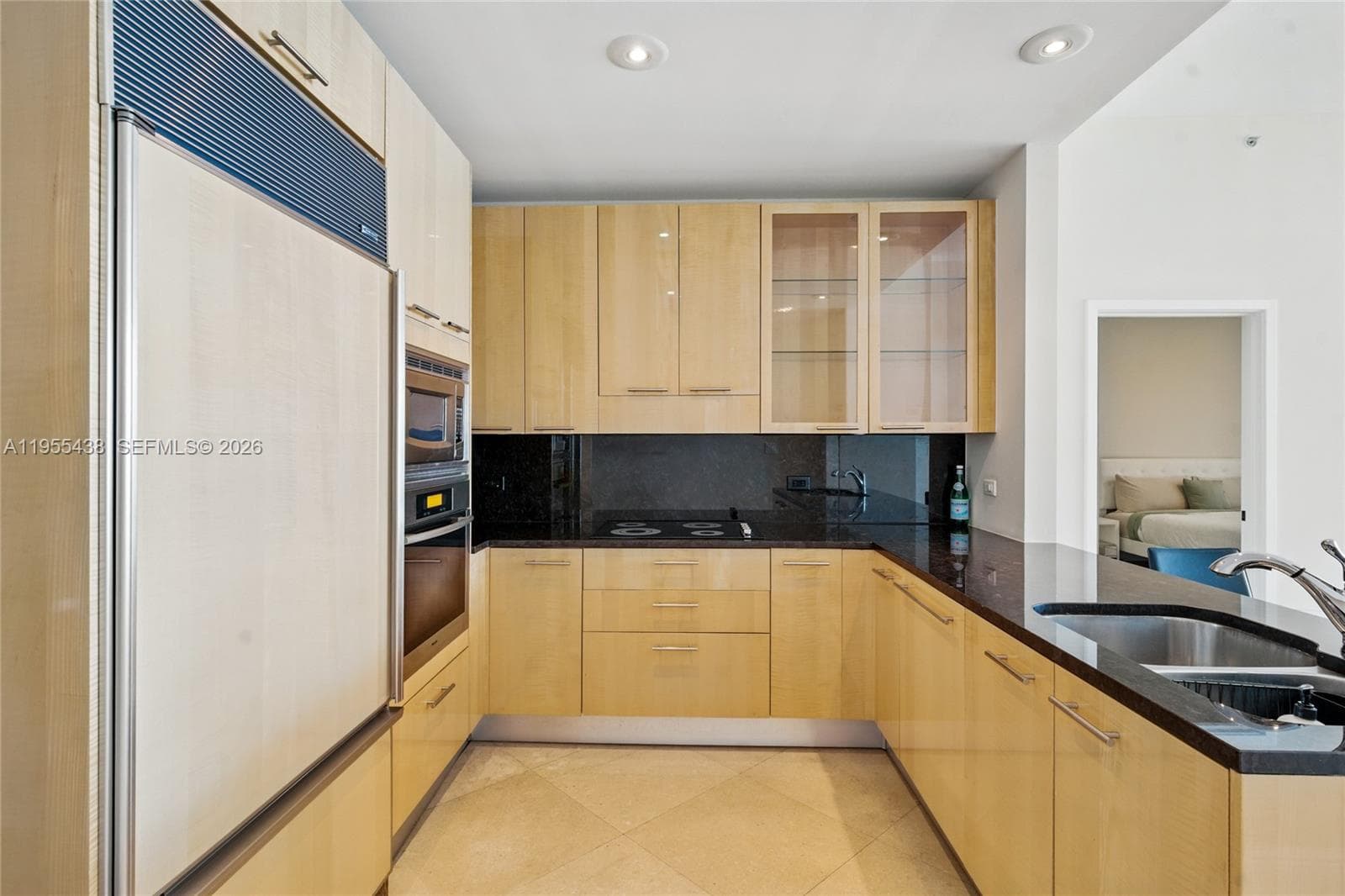 6799 Collins Ave 401 photo 12