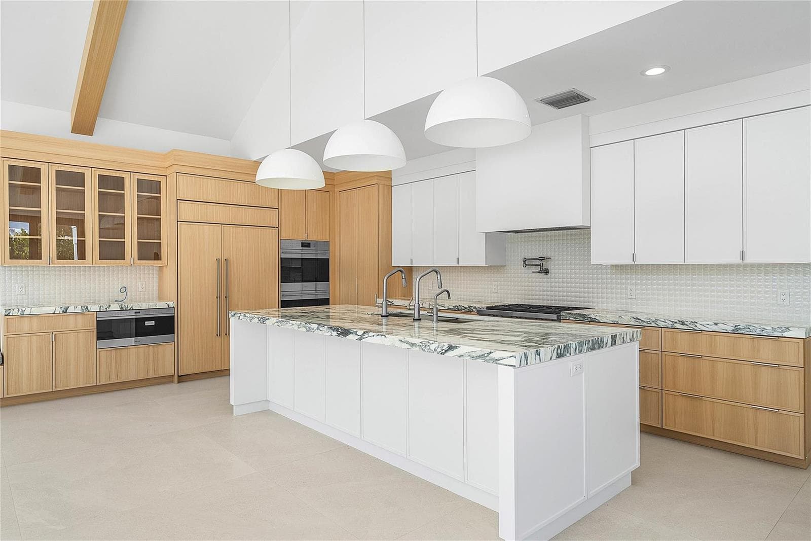 8 Leeward Circle photo 11