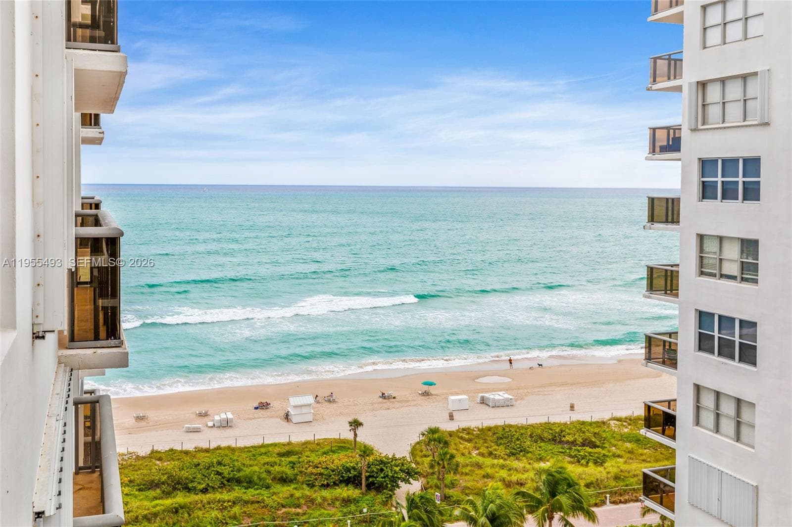 6039 Collins Ave 1206 photo 2