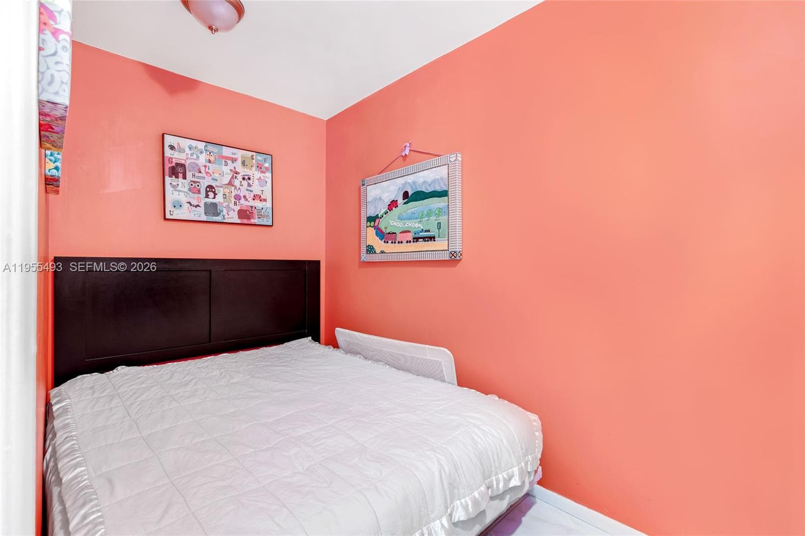 6039 Collins Ave 1206 photo 11