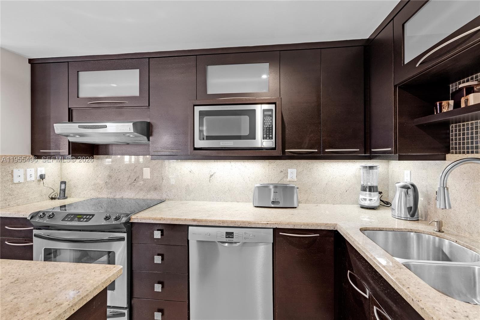 2301 Collins Ave 1006 photo 10