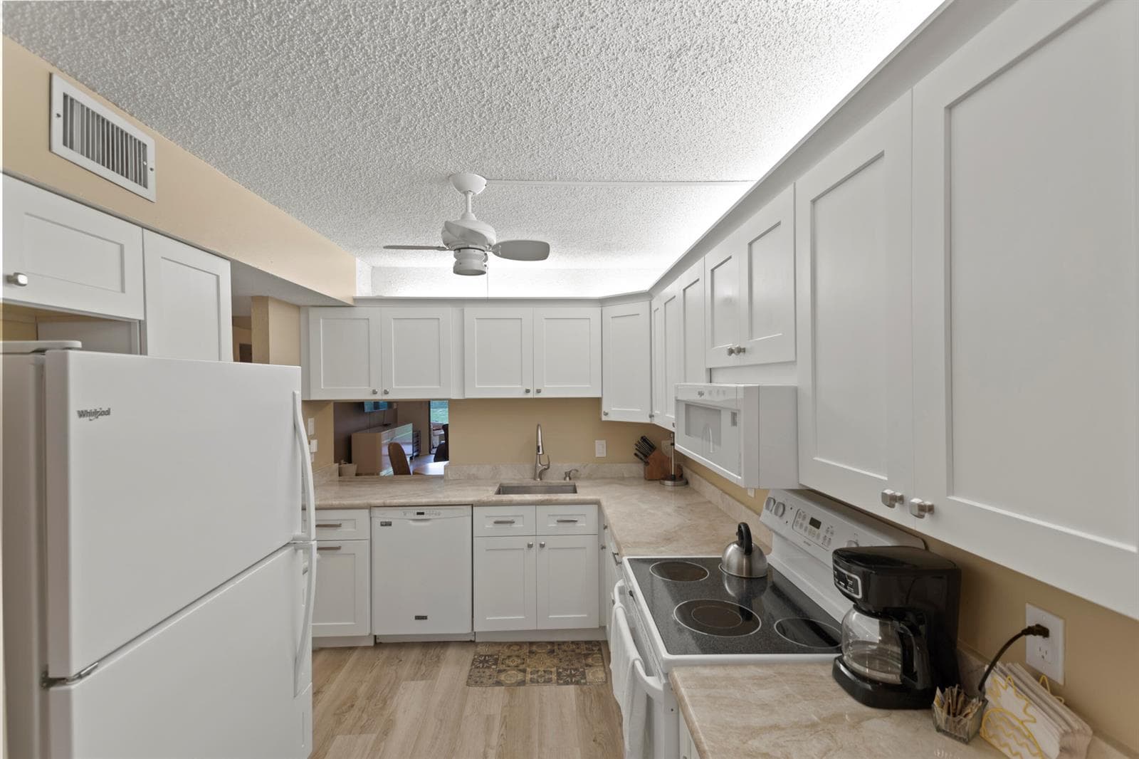 10155 Mangrove Drive 105 photo 3