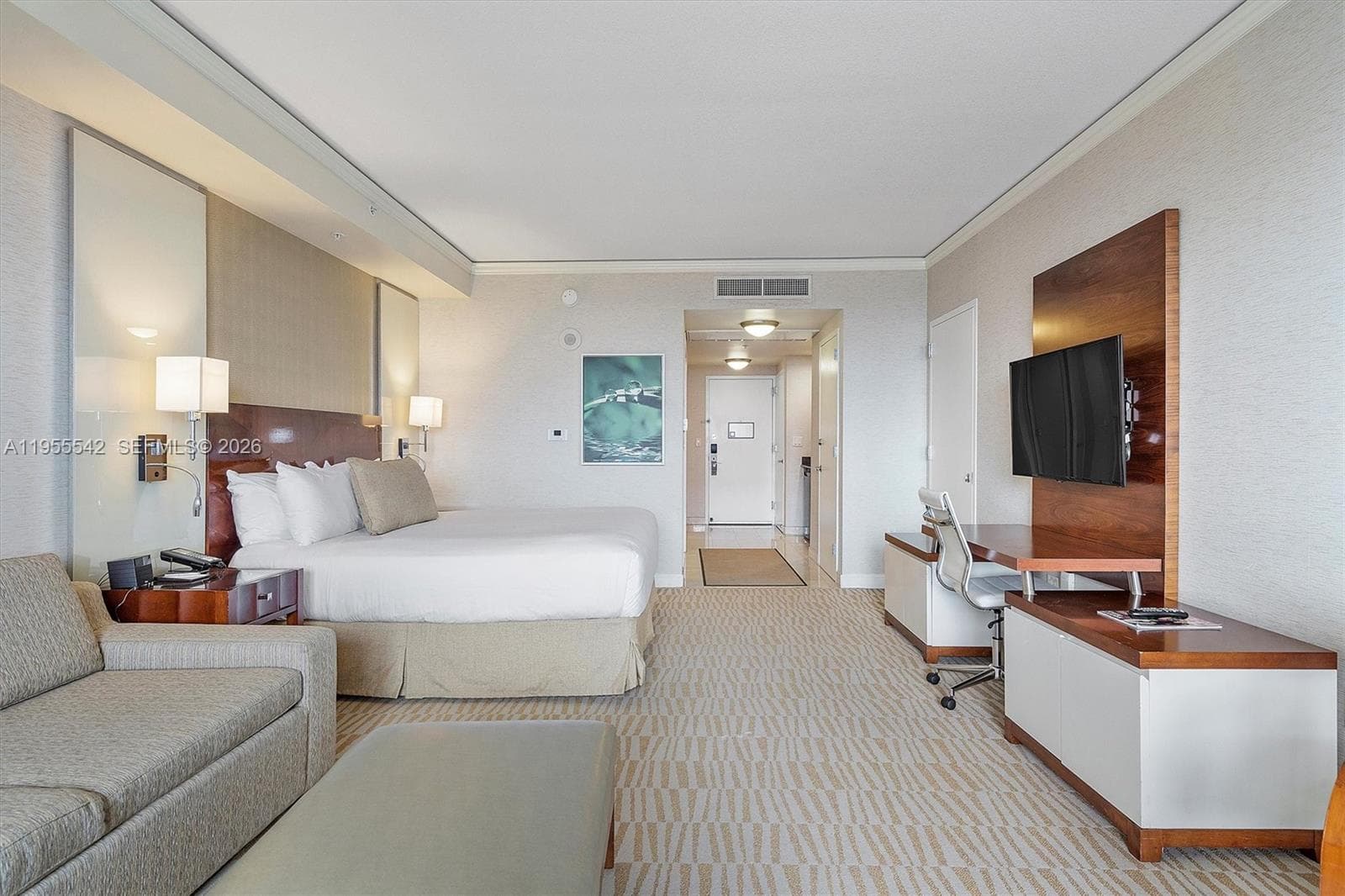 18001 Collins Ave 1817 photo 6
