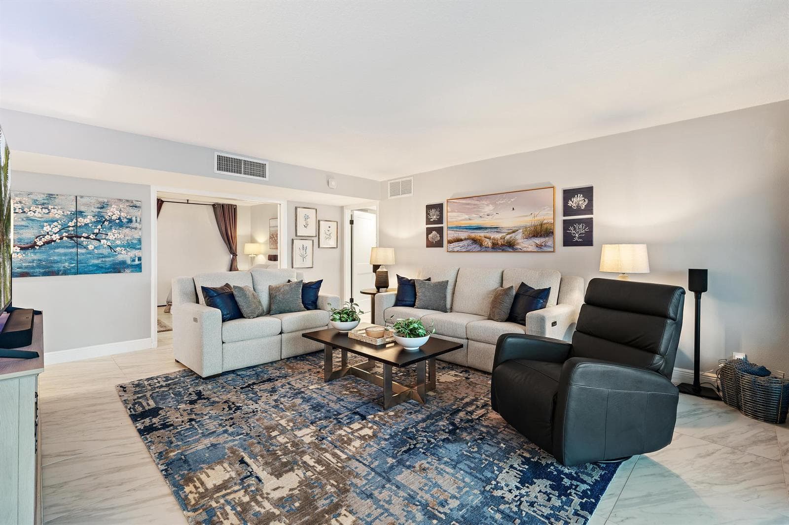 124 Lakeshore Drive 9290 photo 16