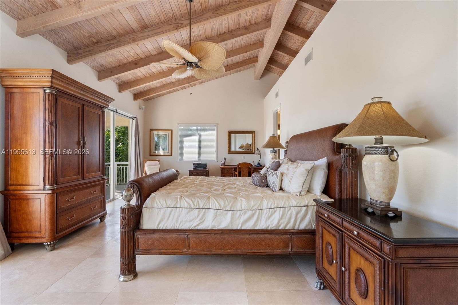 44 Plaza Del Lago photo 22