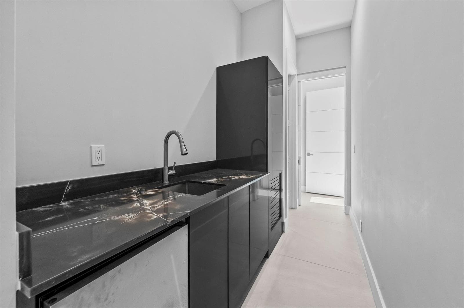 1201 Mandarin Isle photo 23