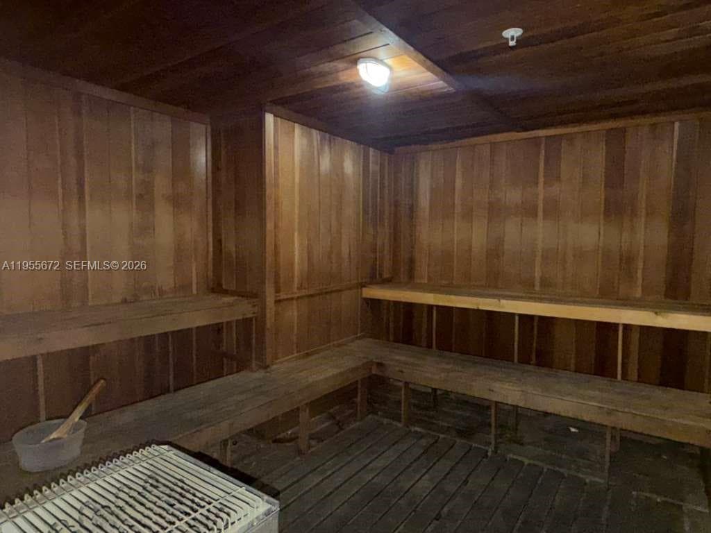 2655 Collins Ave 707 photo 25