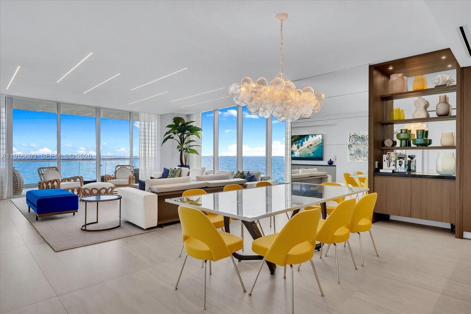 18501 Collins Ave 704 photo 4
