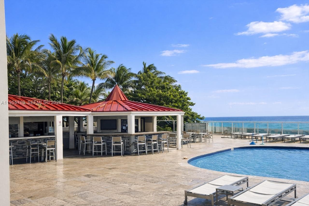 19201 Collins Ave 1103 photo 13