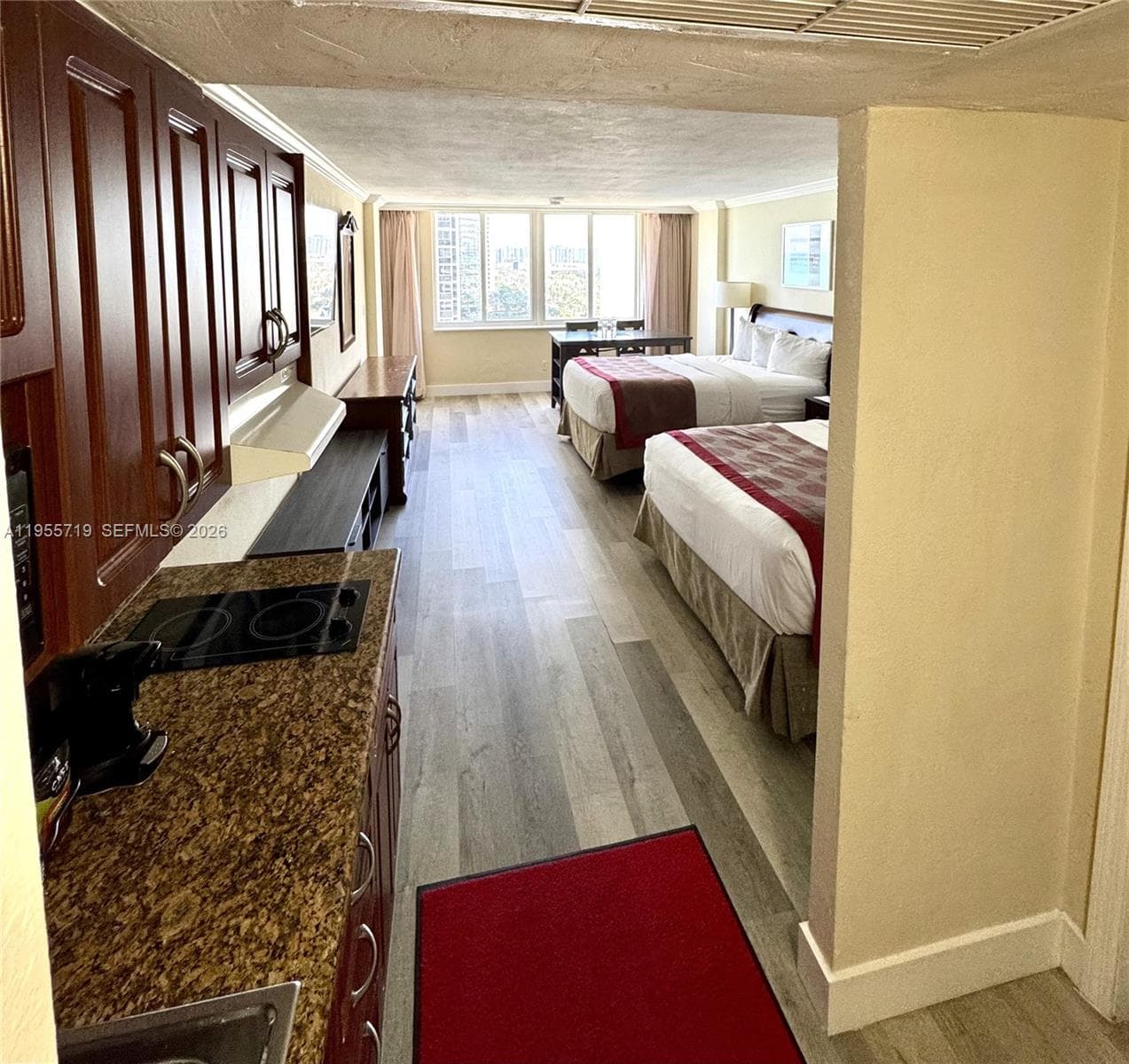 19201 Collins Ave 1103 photo 3