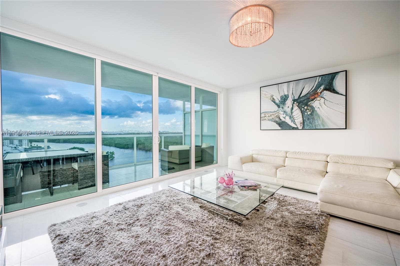 400 Sunny Isles Blvd 1704 photo 9