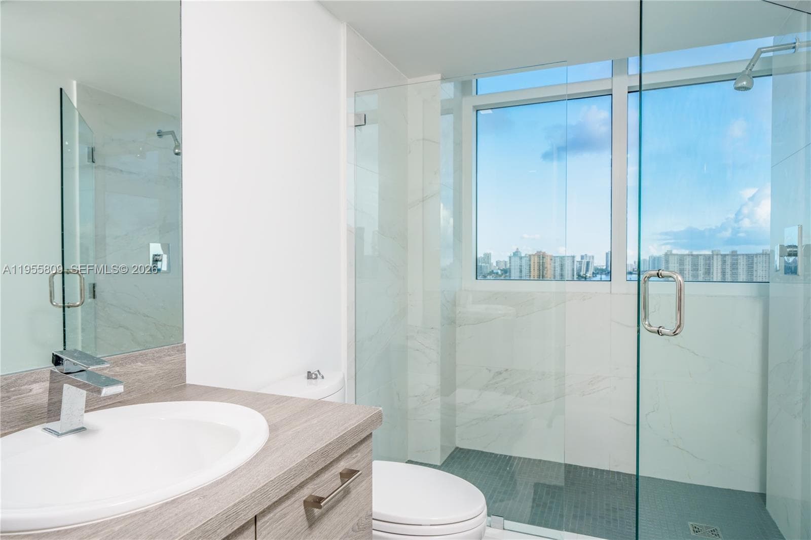 400 Sunny Isles Blvd 1704 photo 24