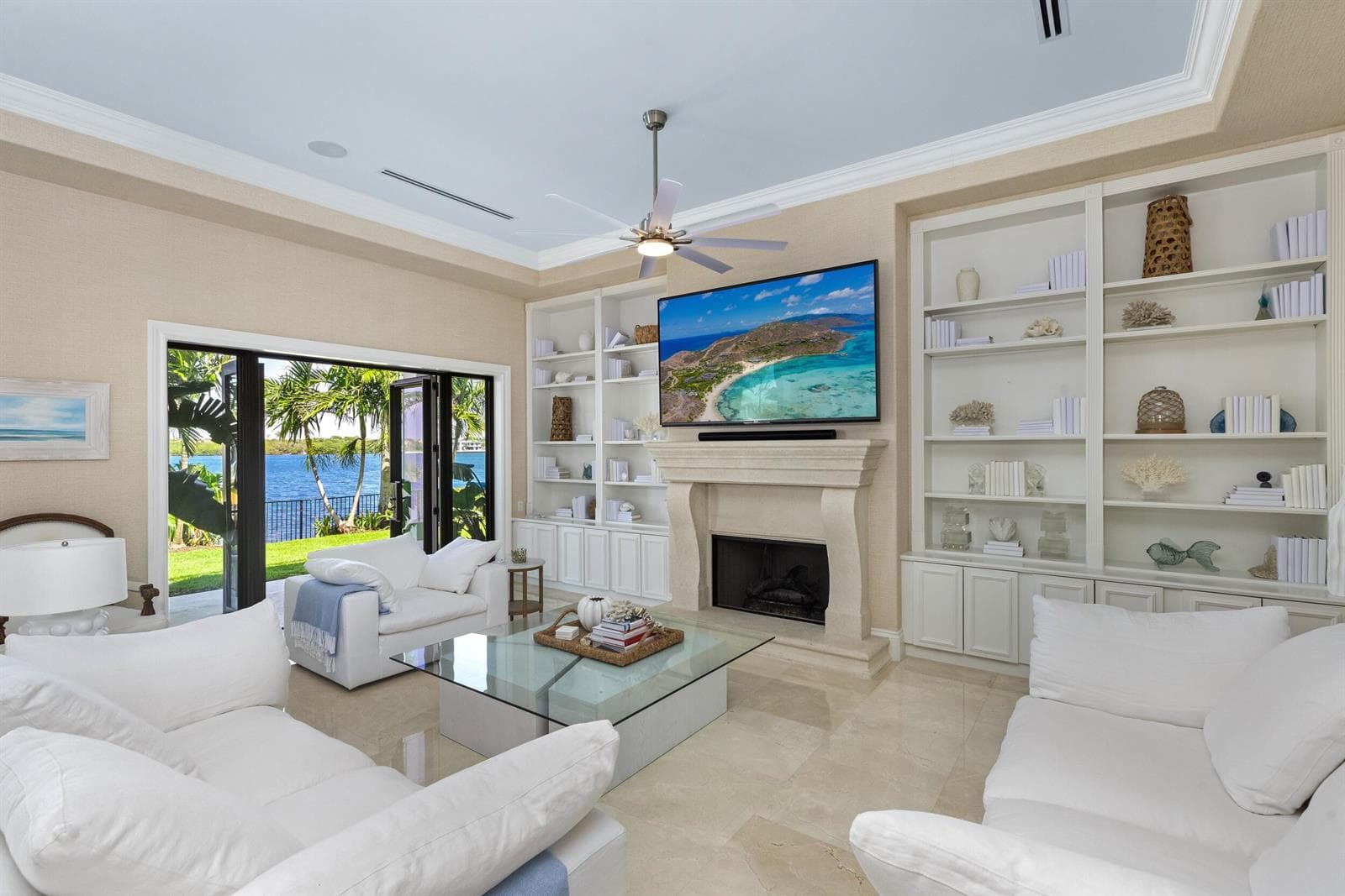 1675 Lands End Road photo 14