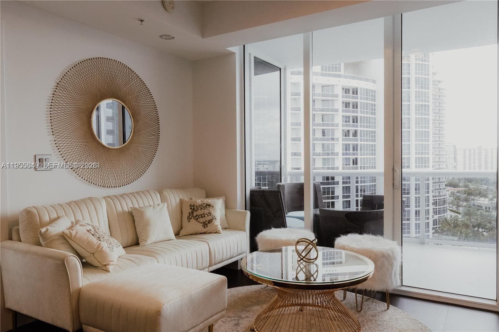 18201 Collins Ave 1507 photo 6