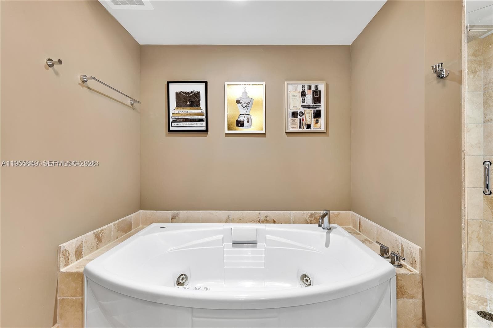 18201 Collins Ave 1507 photo 13