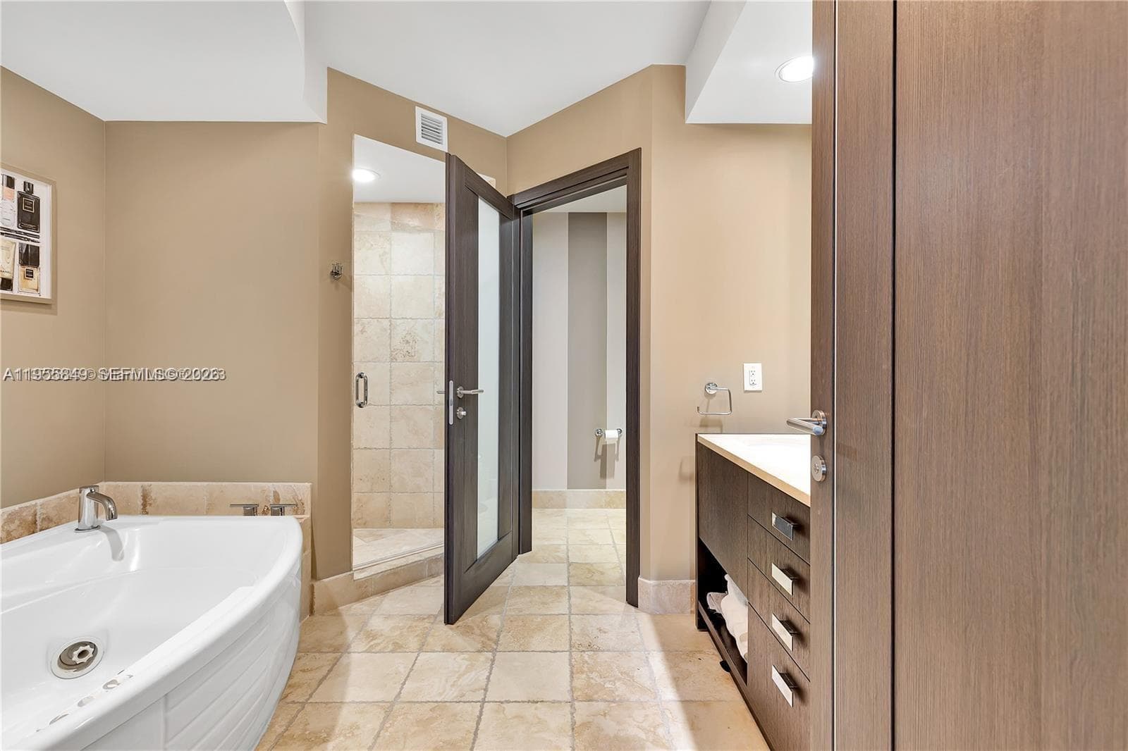 18201 Collins Ave 1507 photo 15