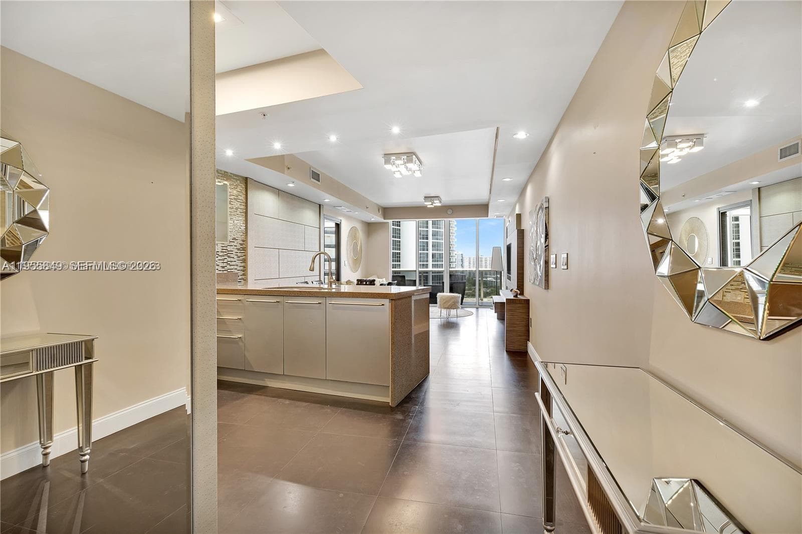 18201 Collins Ave 1507 photo 8