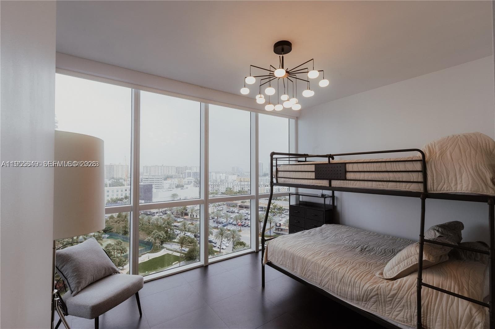 18201 Collins Ave 1507 photo 25