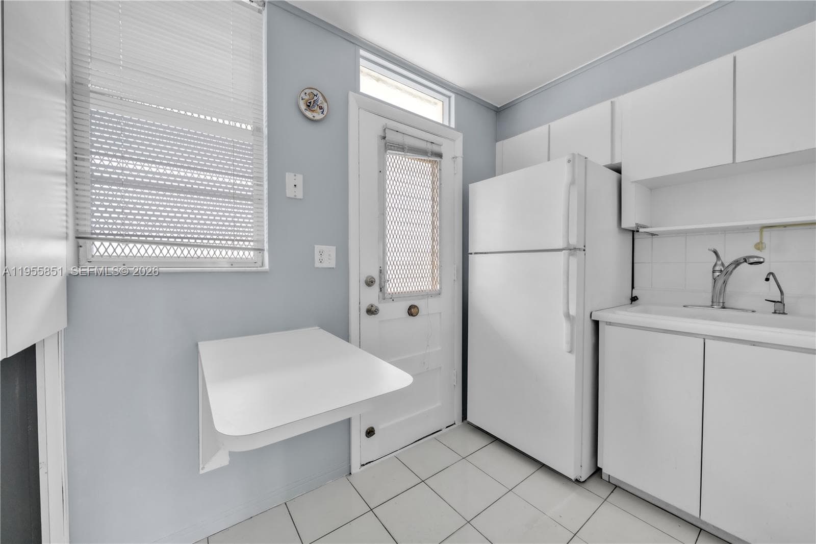 3030 Marcos Dr T409(AVAILABLE NOW) photo 10